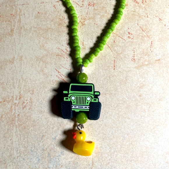 Silicone 4x4 Jeep Duck Rearview Mirror Charm-Keychain-Bag Charm- 4x4 Bracelet - Picture 5 of 8